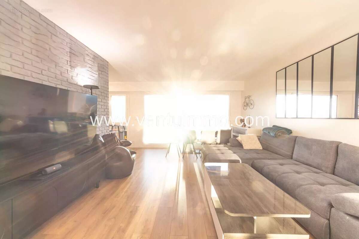 Appartement à LE CANNET