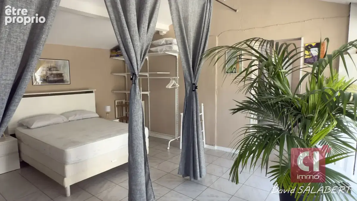 Villa à vendre à Garéoult avec piscine et appartement indépendant - photo 14