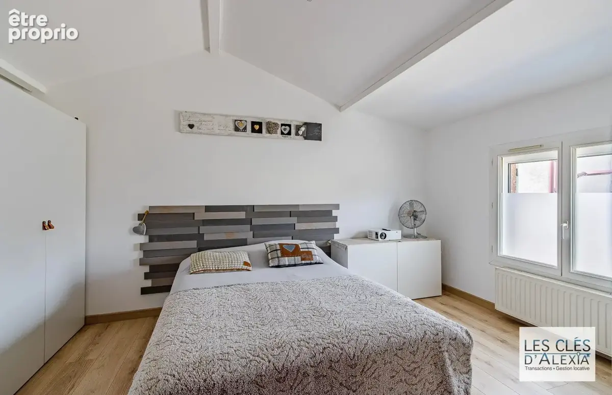 Belle maison de village – 4 chambres – terrasse – garage – irigny centre - photo 6