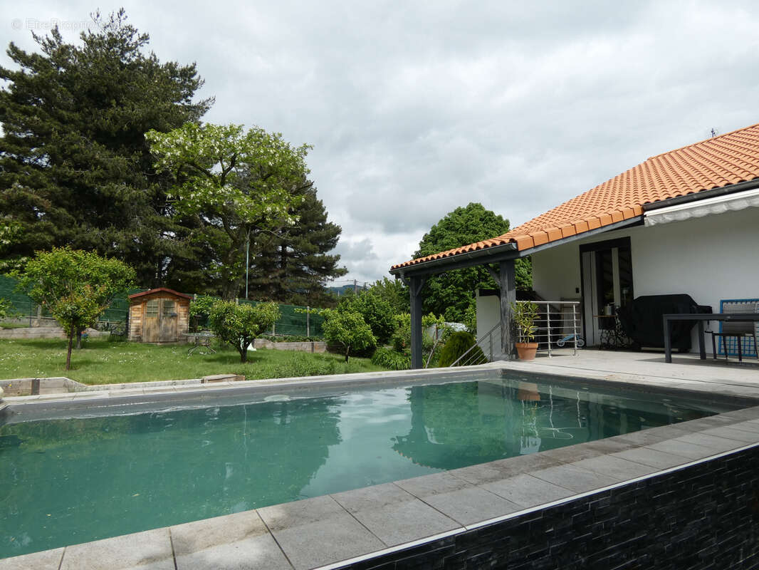 Maison à CHAUSSAN