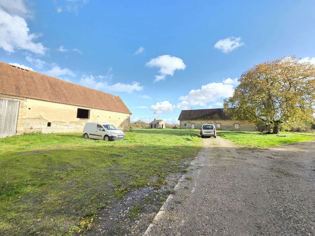 Maison à SAINT-ENNEMOND