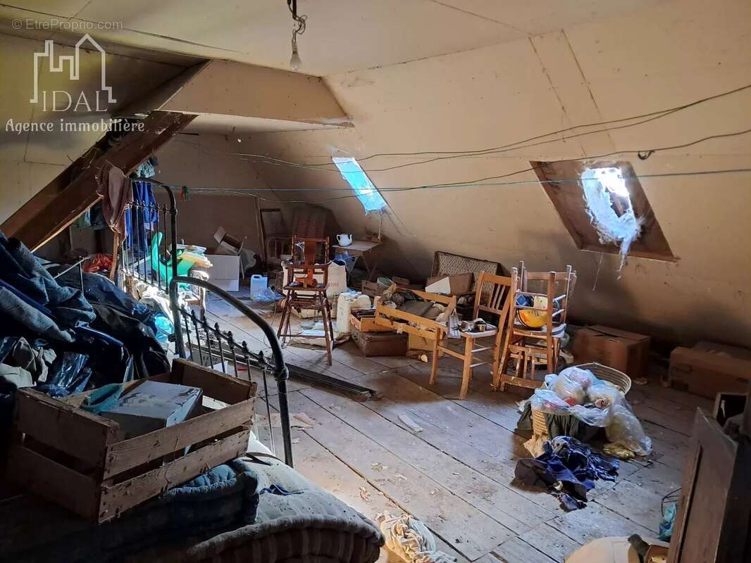 Maison à SAINT-PIERRE-DE-NOGARET