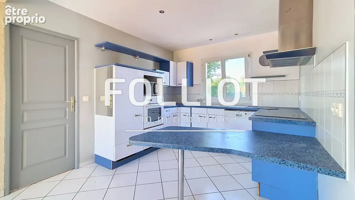 Maison 6 pièces à vendre à Coudeville sur Mer, 3km de la mer - photo 9