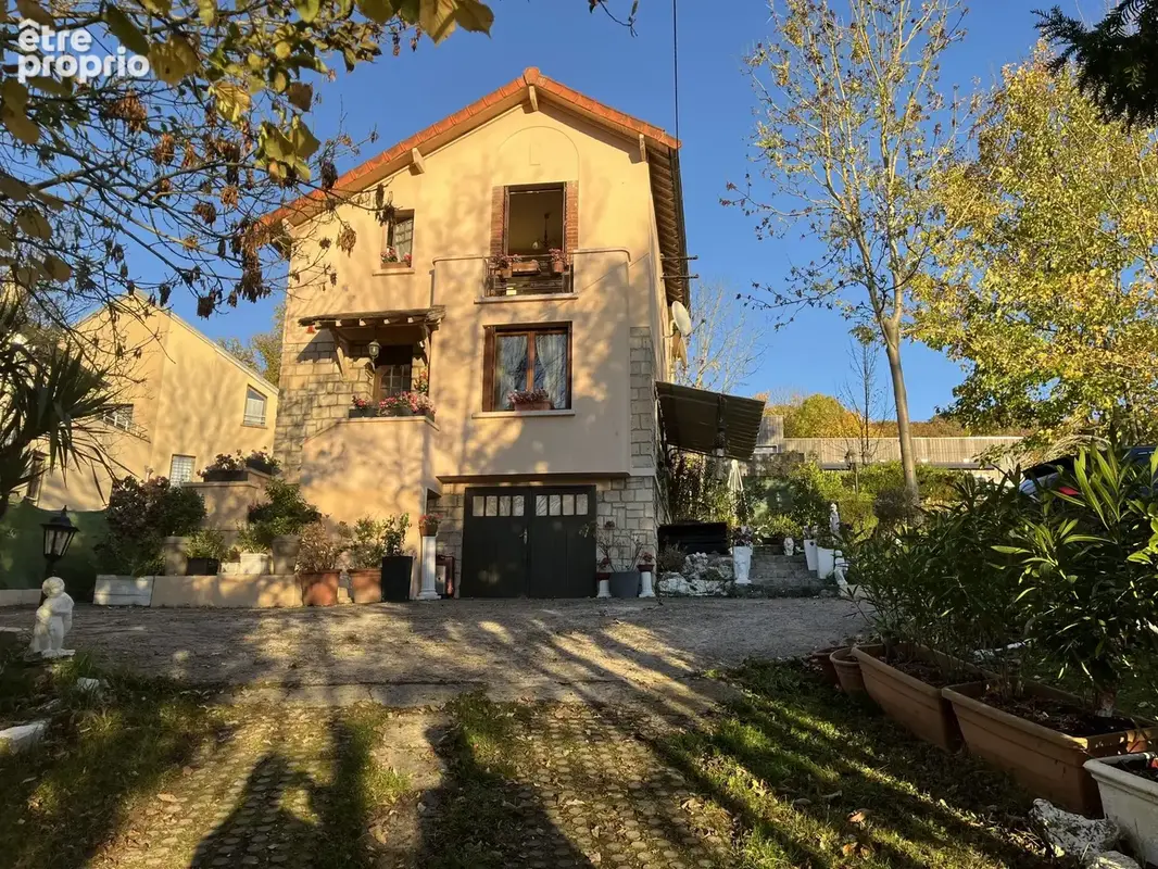 Maison à MONTLIGNON