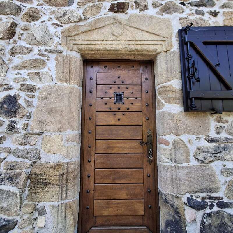 Maison à MASSIGNAC