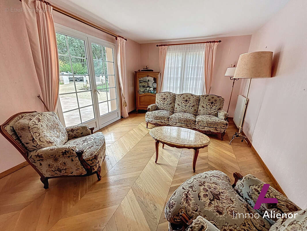 Maison à BELIN-BELIET