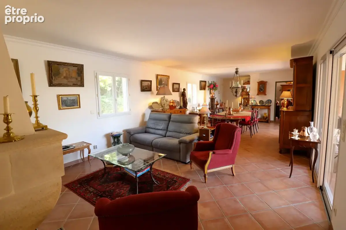 Exclusivite villa traditionnelle tout de plain pied 142m2 avec piscine et vue panoramique - photo 20