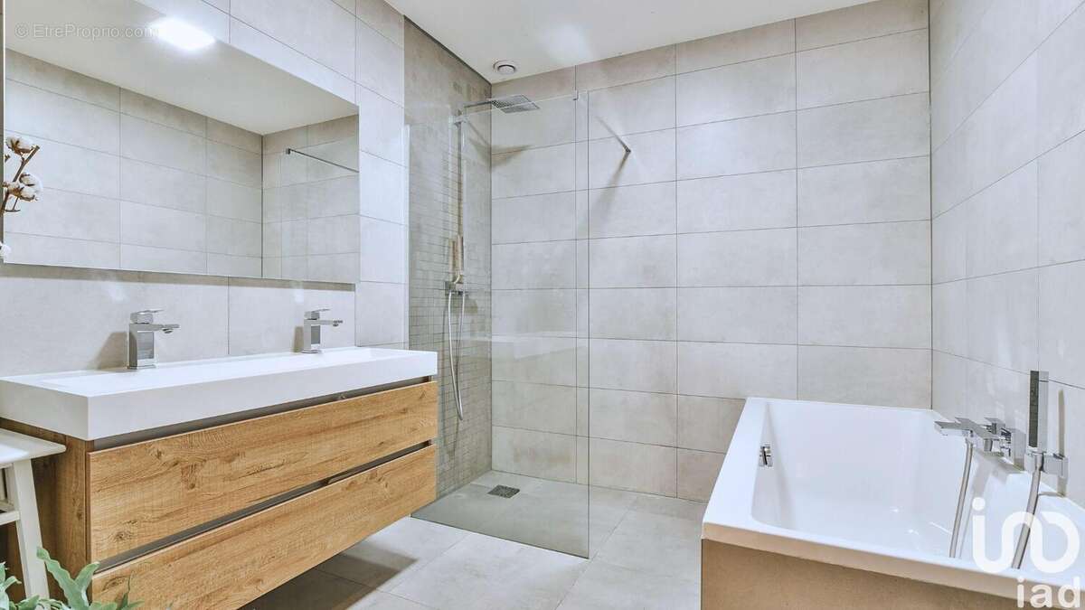 Appartement 94 m² à Clamart  - photo 3