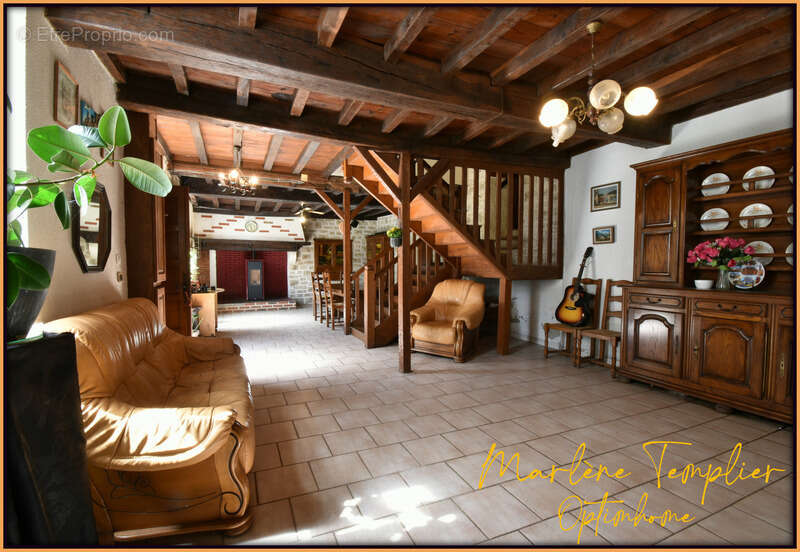 Maison à ANGOUS