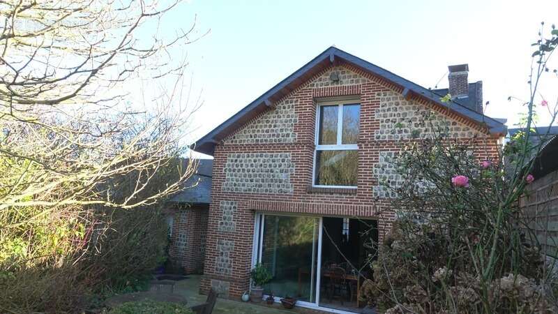 Maison à GRAINVILLE-LA-TEINTURIERE