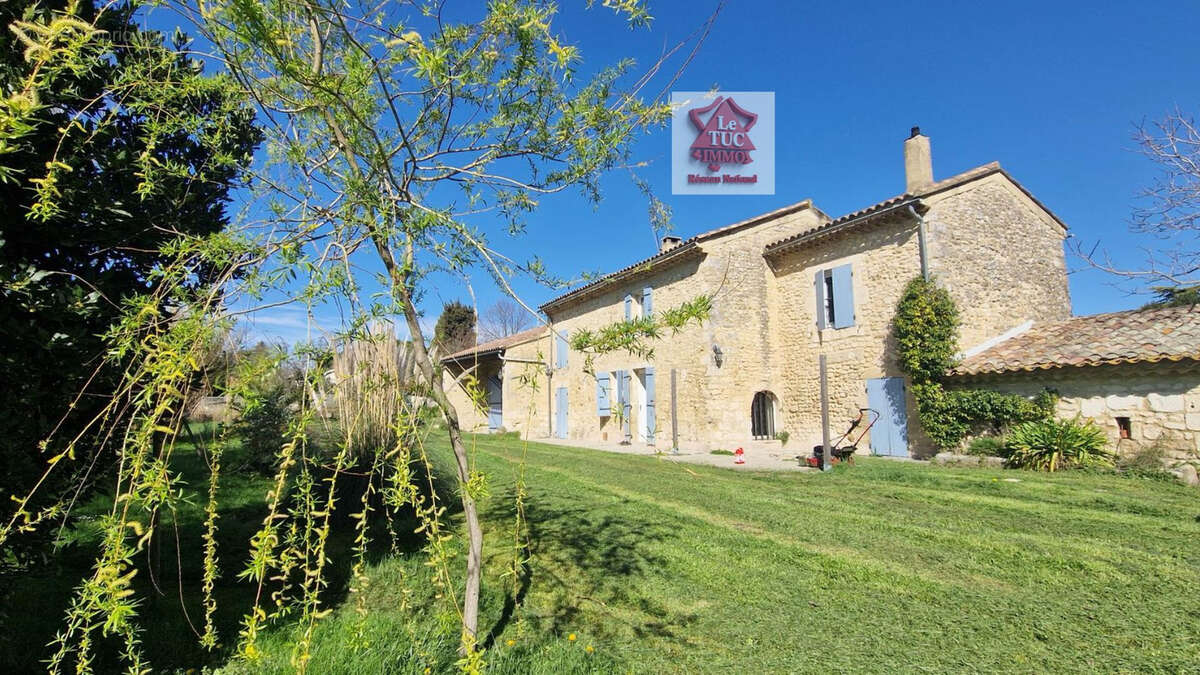 Maison à SAINT-PAUL-TROIS-CHATEAUX