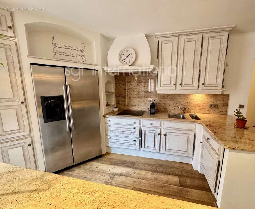 Appartement à SAINT-TROPEZ