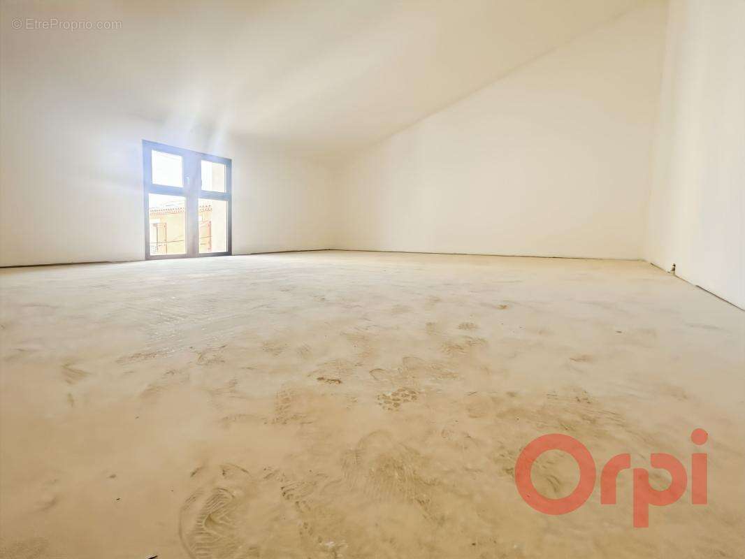 Maison de ville avec garage : laissez libre cours à vos envies ! - photo 4