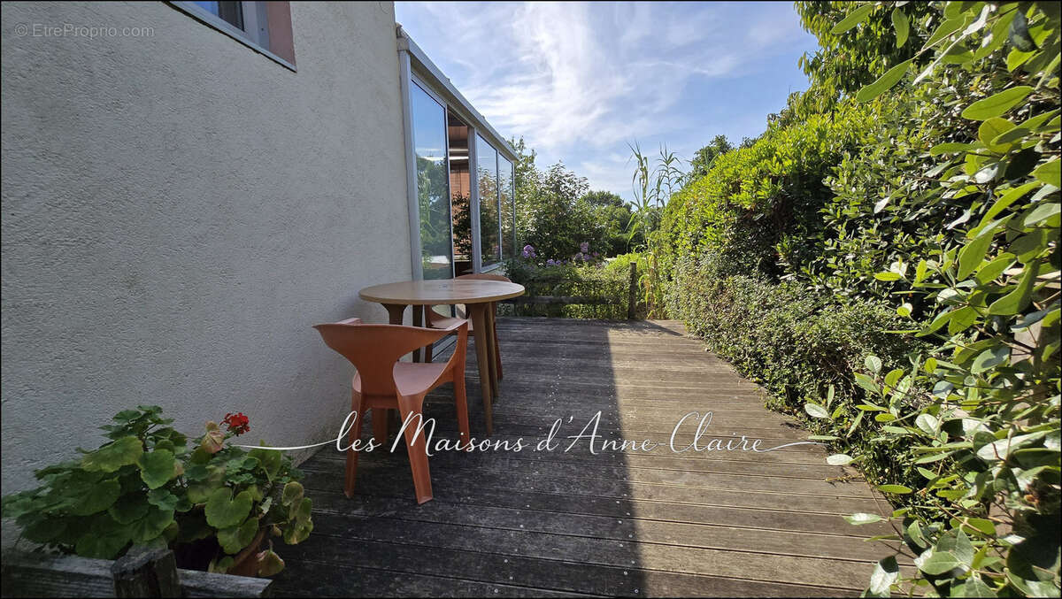 Maison  plain-pied 94 m2 / 4 chambres  / garage/ véranda/ jardin clos et paysager - photo 21