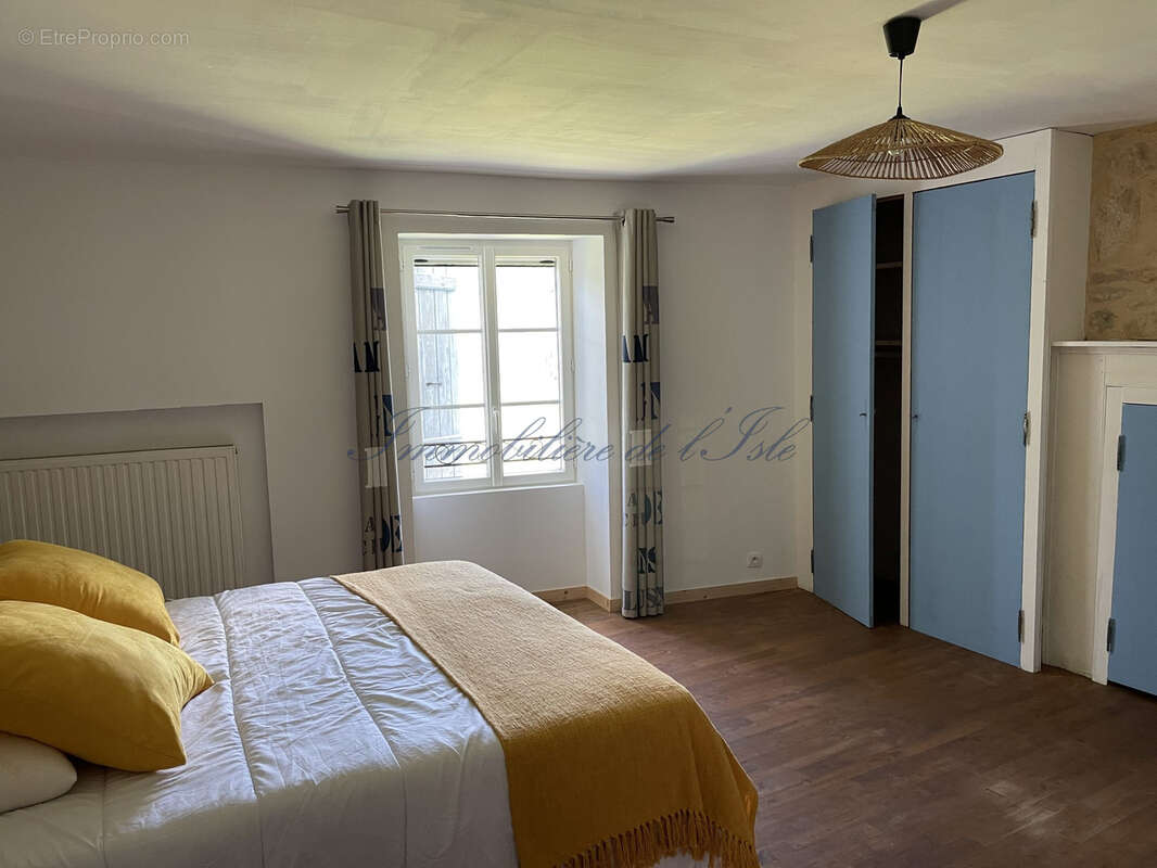 Maison à VALOJOULX