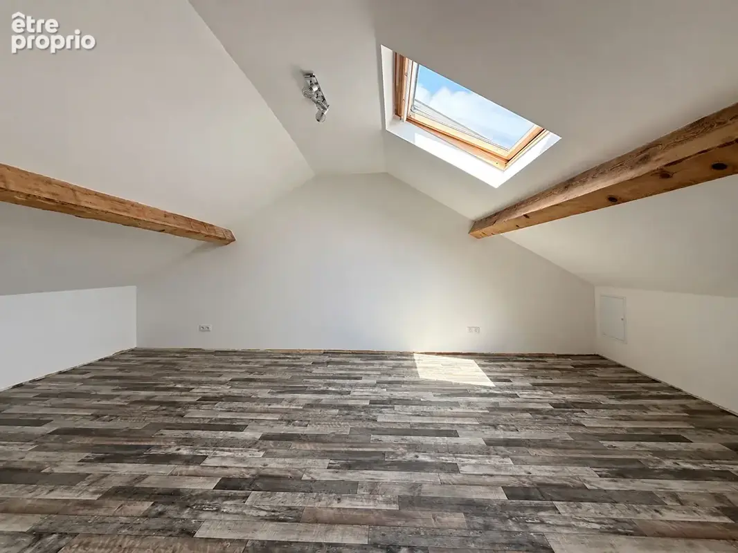 Maison 7 pièces 173 m² à vendre à Grand-Corent (01250) - photo 7