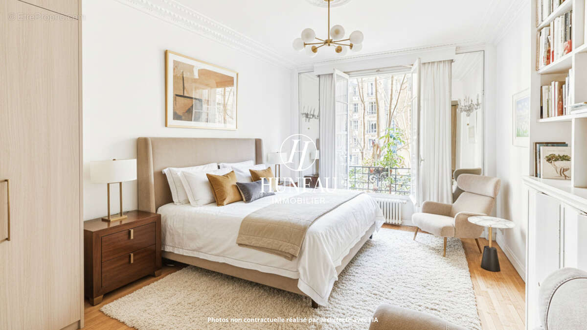 Appartement à PARIS-17E