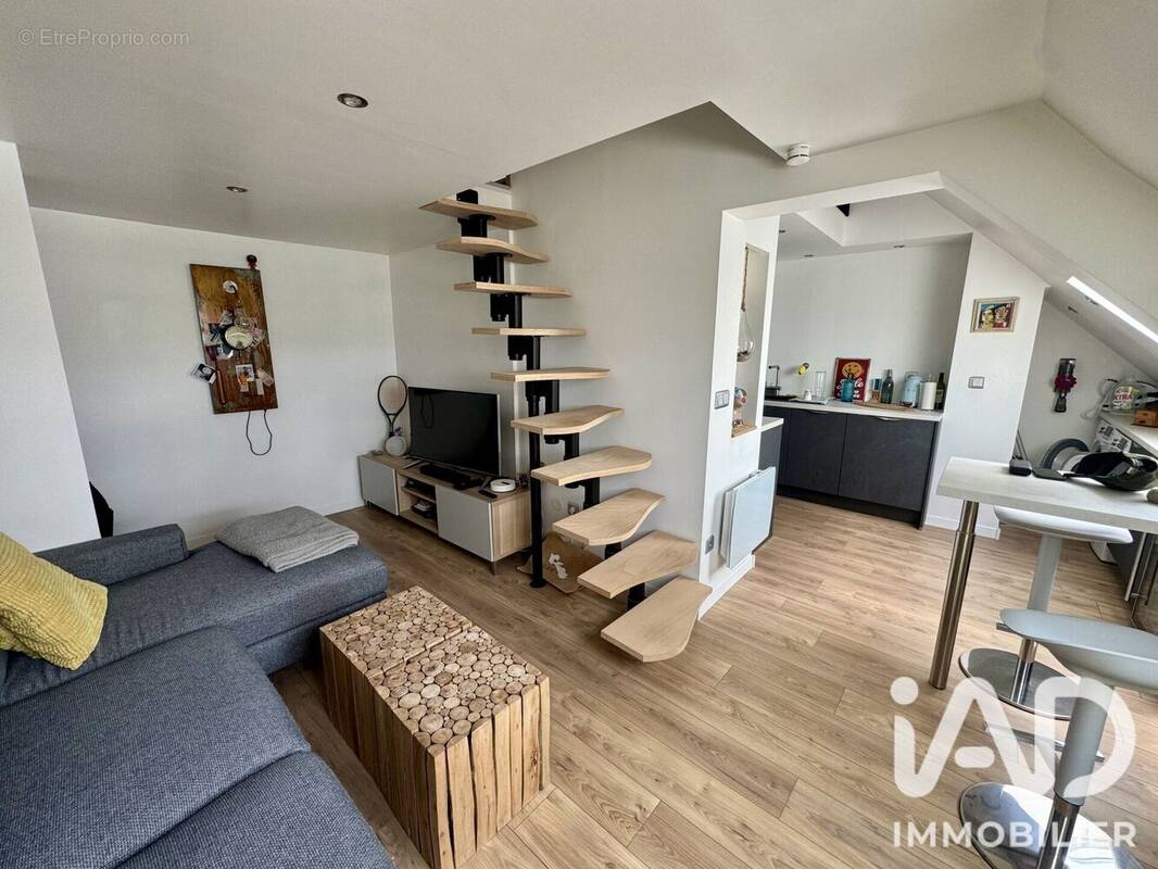 Photo 1 - Appartement à SAVIGNY-SUR-ORGE