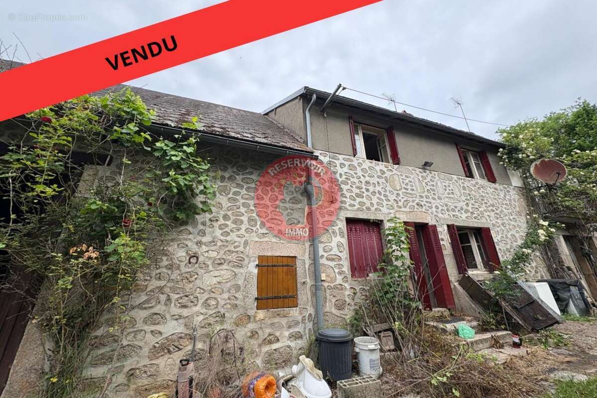 Maison à SAINT-BRISSON