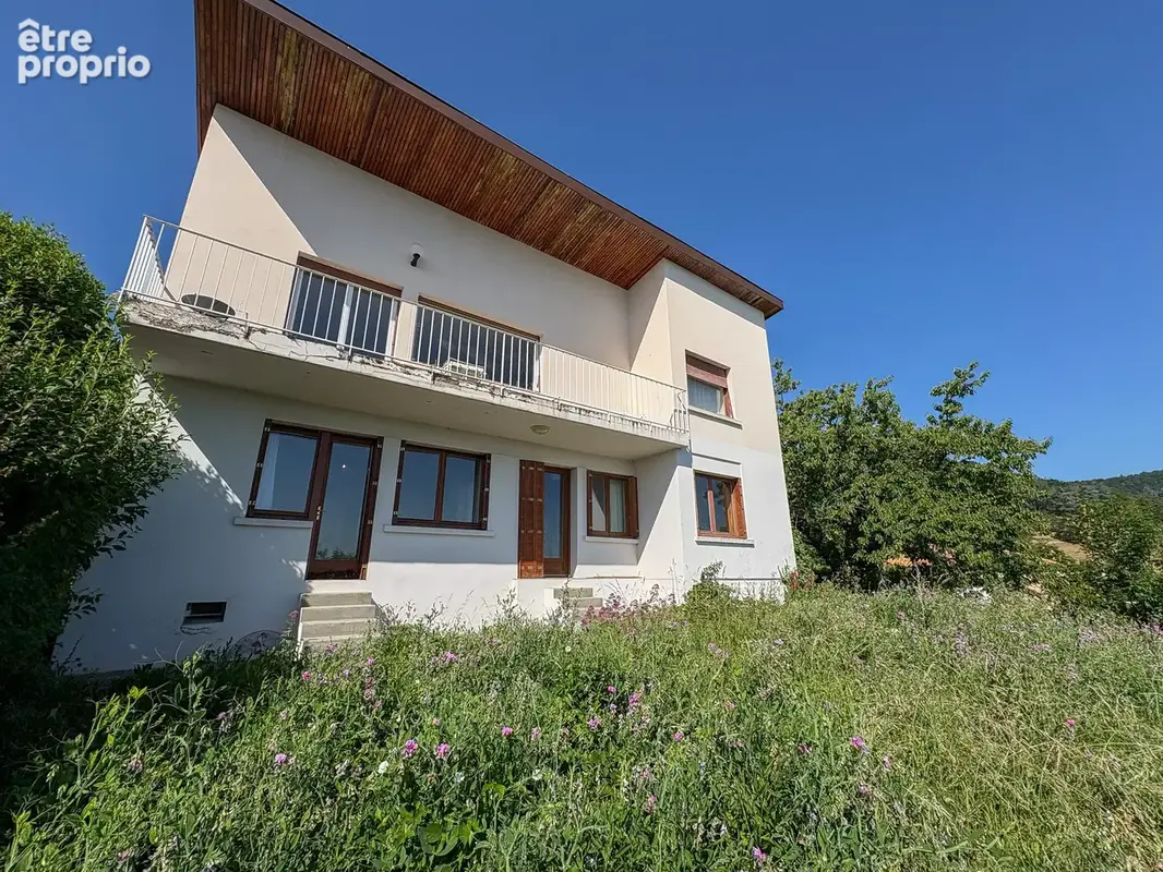 Maison T6 de 182.86m2 sur 569m2 de terrain - photo 18