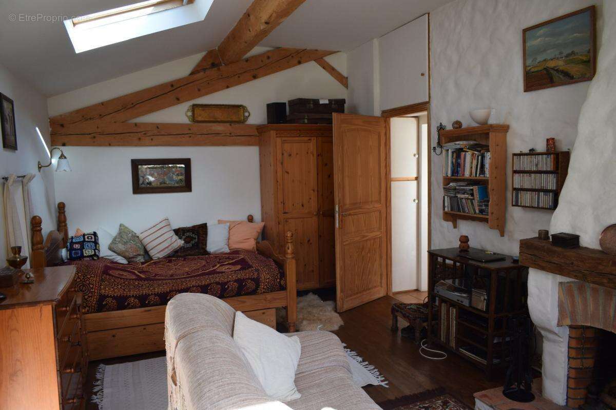 Maison à ROUVENAC