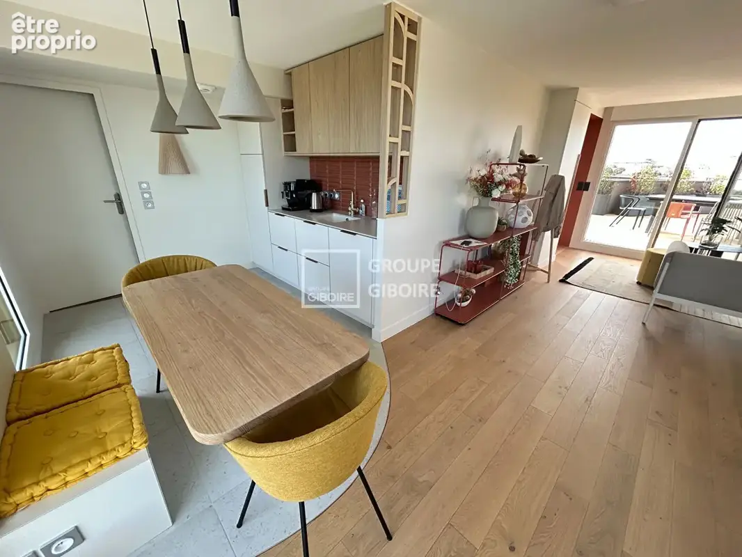 Nouveauté en Exclusivité - RENNES JEANNE D'ARC - Dernier étage avec grandes terrasses - Appartement Type 5 avec 4 chambres, park - photo 4