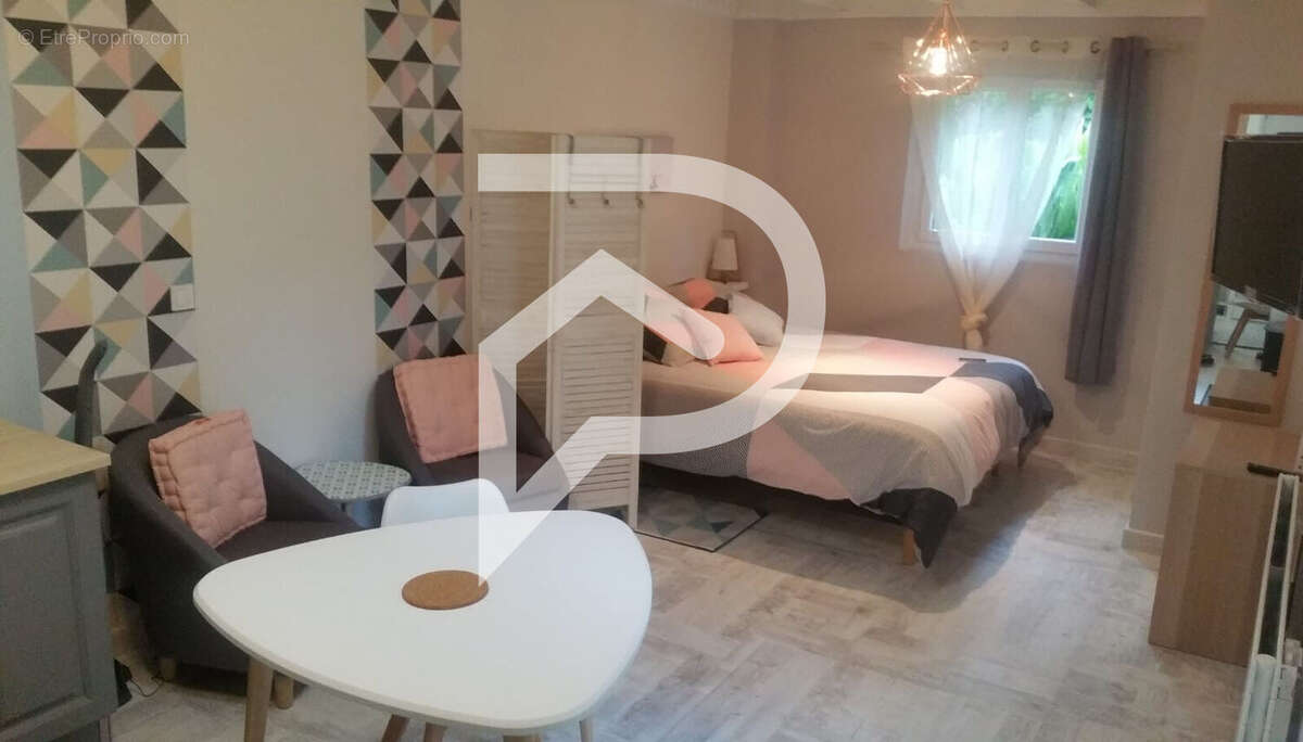 Maison à EUGENIE-LES-BAINS