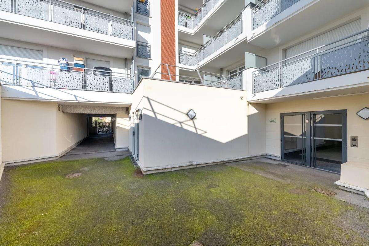 Appartement à PERSAN