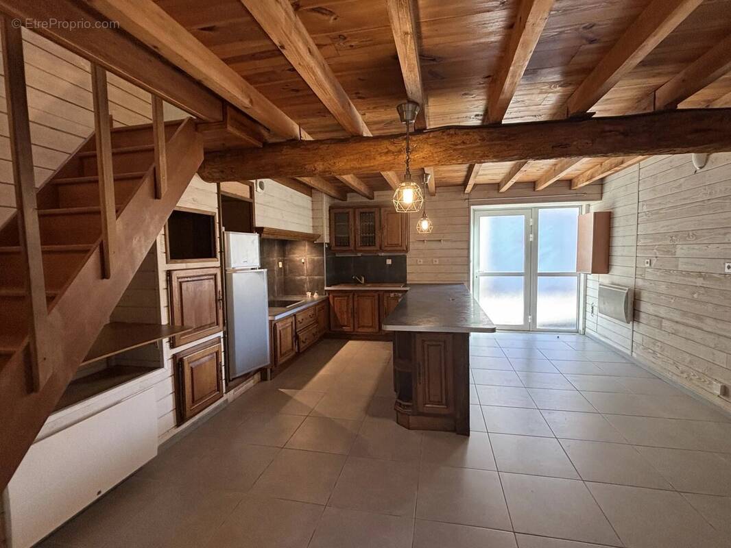 Maison à LE MAS-D'AZIL