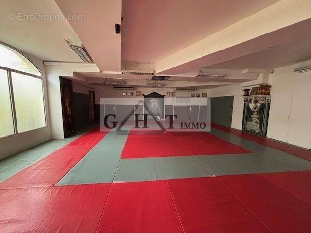 Commerce à MAISONS-ALFORT