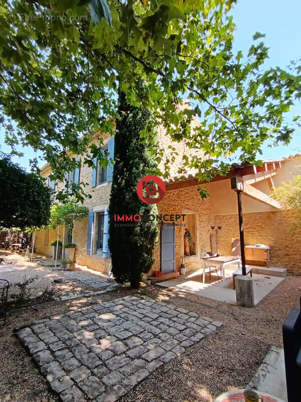 Maison à GOUDARGUES