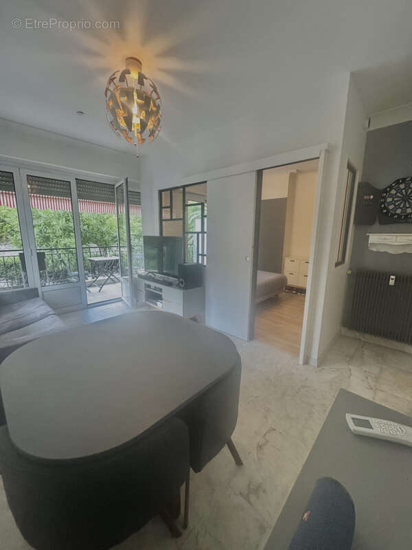 Appartement à MENTON