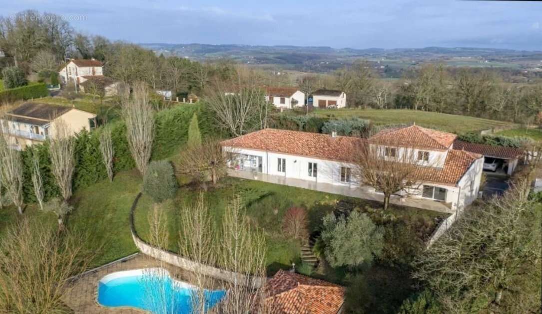 Maison à MONFLANQUIN