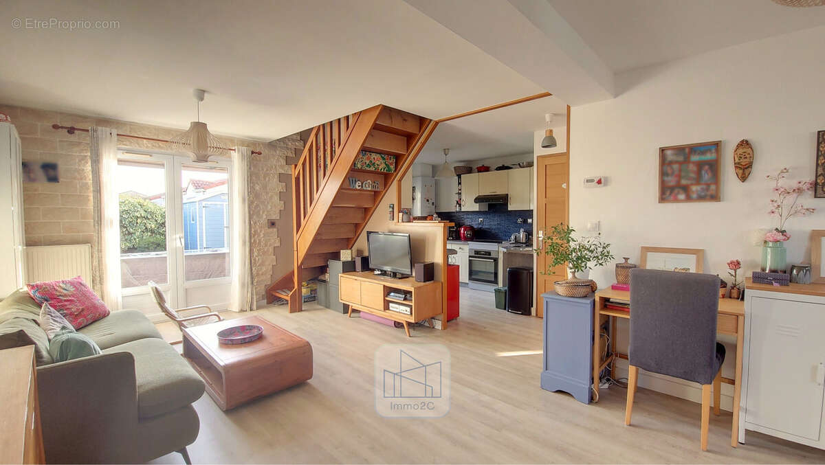 Maison à SAINT-SEBASTIEN-SUR-LOIRE