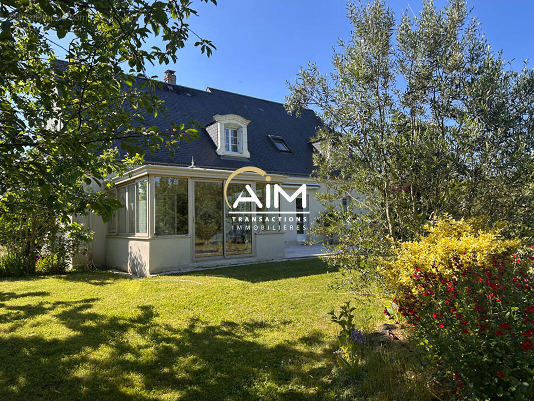 Maison à MONTLOUIS-SUR-LOIRE