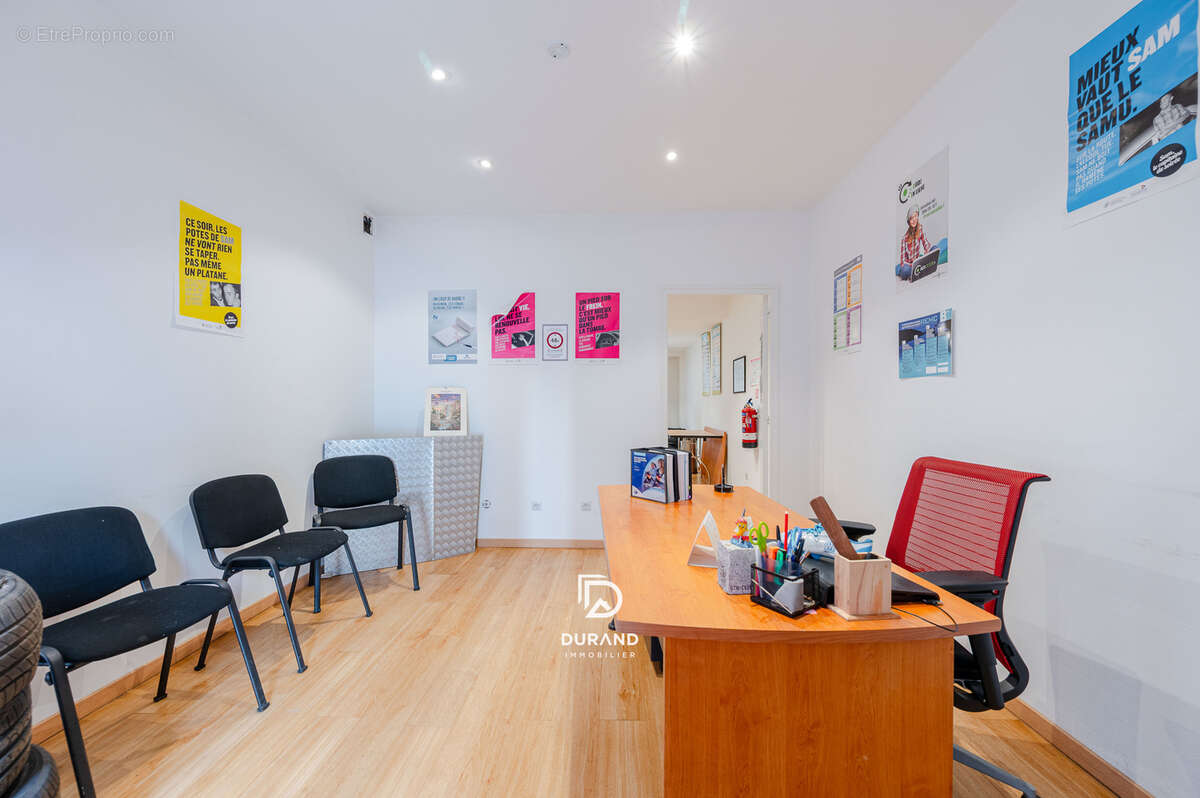 Commerce à MARSEILLE-6E