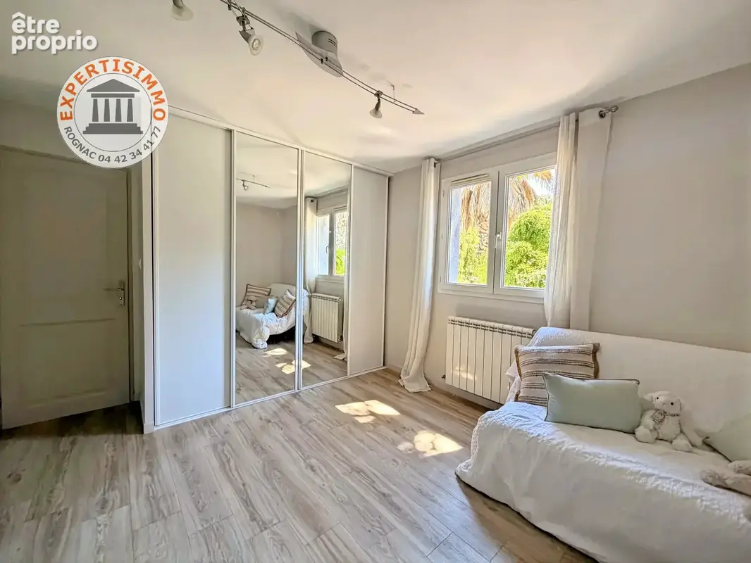 Maison T4 avec Dependances Jardin et Piscine - photo 8