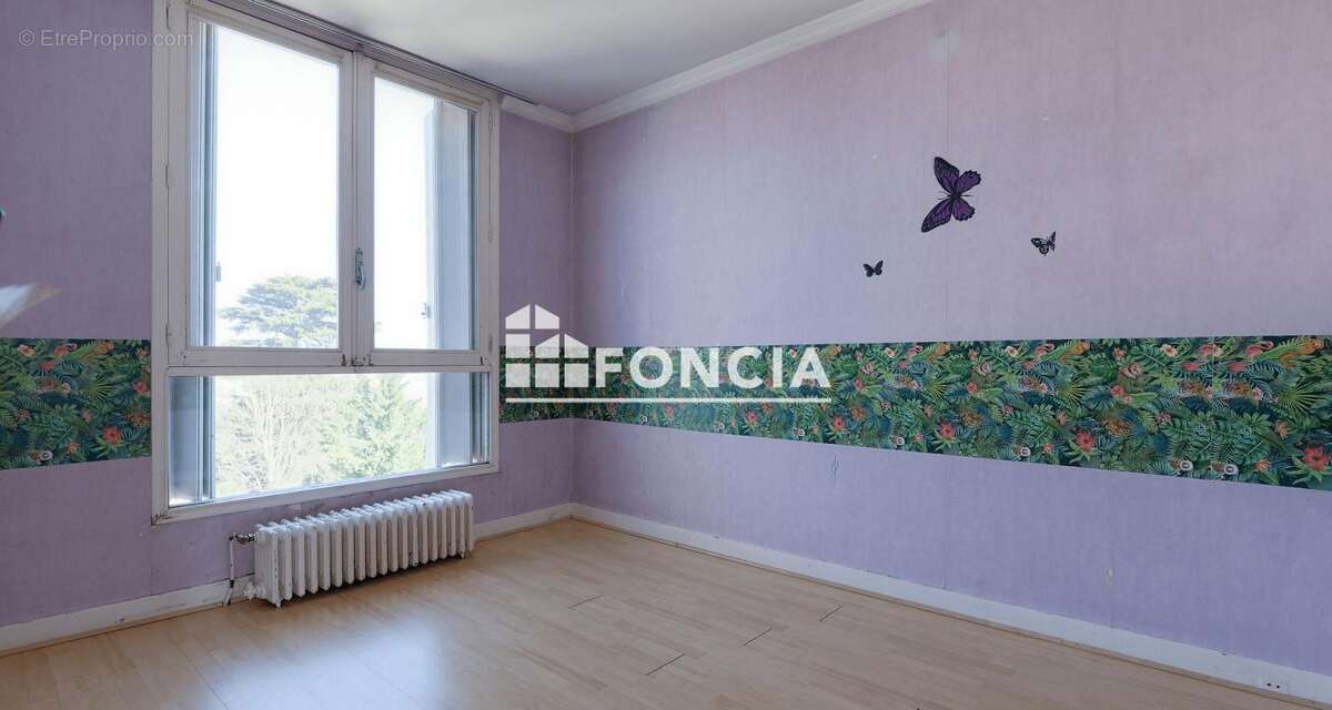 Appartement à CORBEIL-ESSONNES