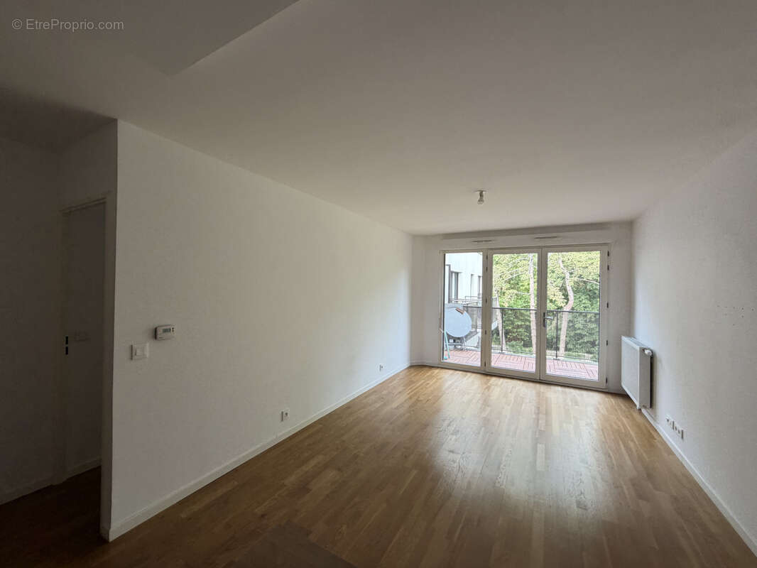 Appartement 66 m² à Chevreuse  - photo 2