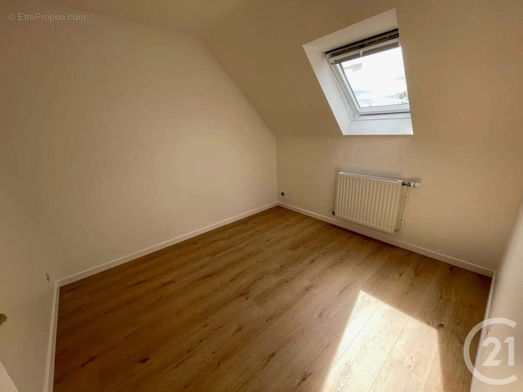 Maison à BOUCHEMAINE