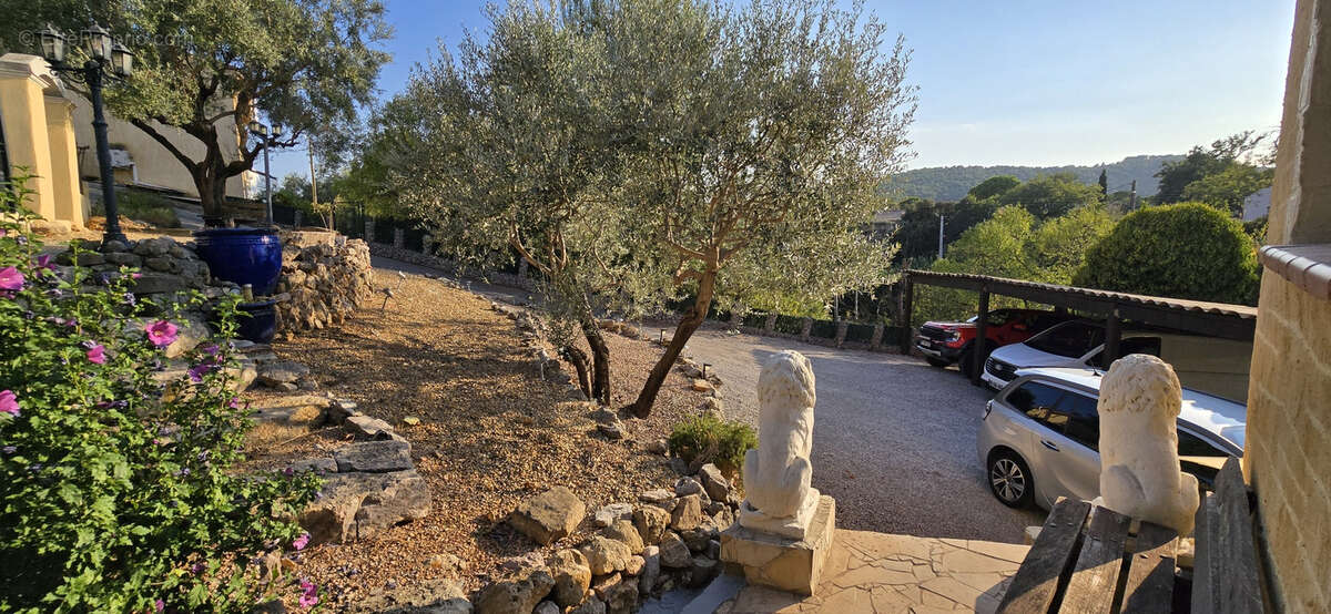 Maison à DRAGUIGNAN