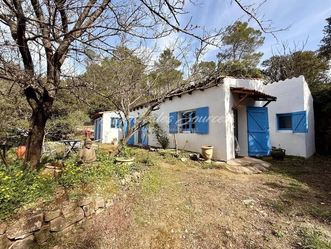 Maison à ENTRECASTEAUX