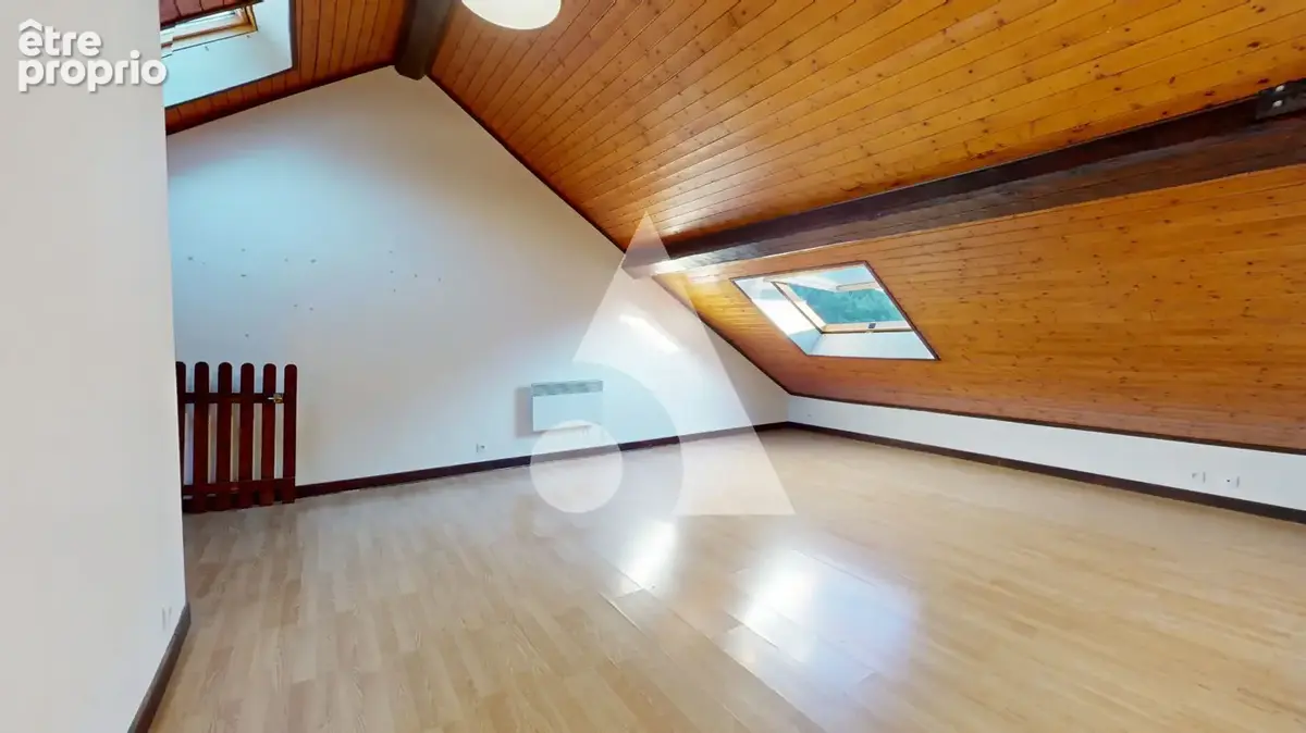 Appartement duplex de charme de 88m² - photo 6