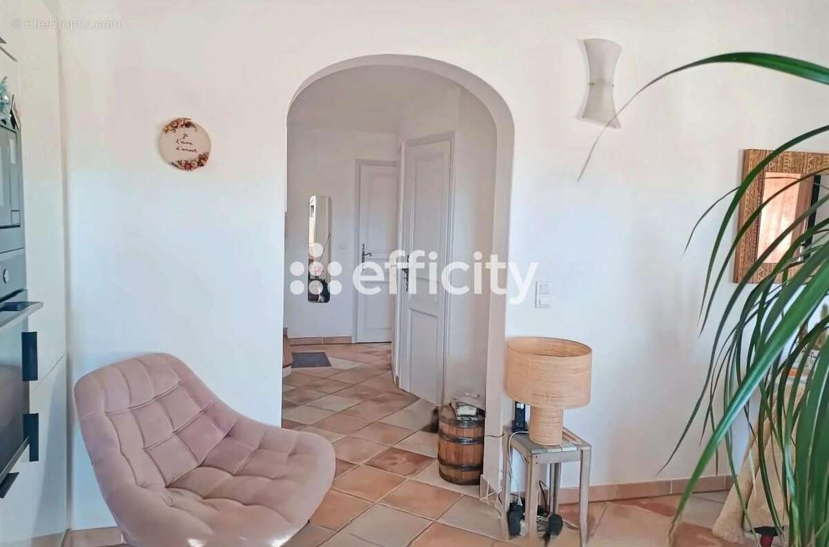 Appartement à SAINT-CANNAT