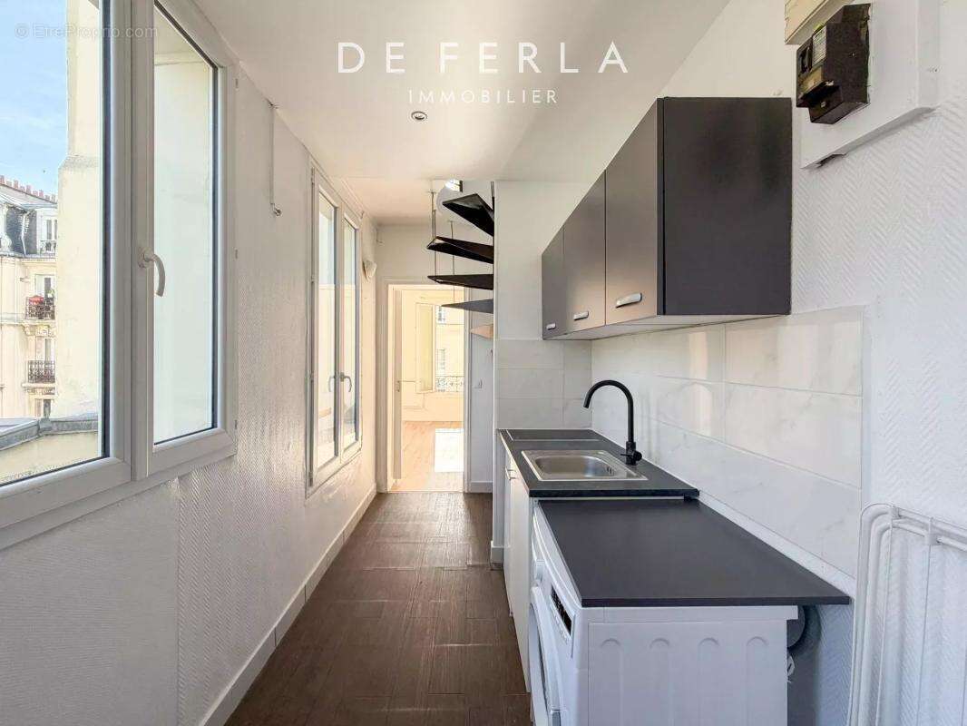 Appartement à PARIS-14E