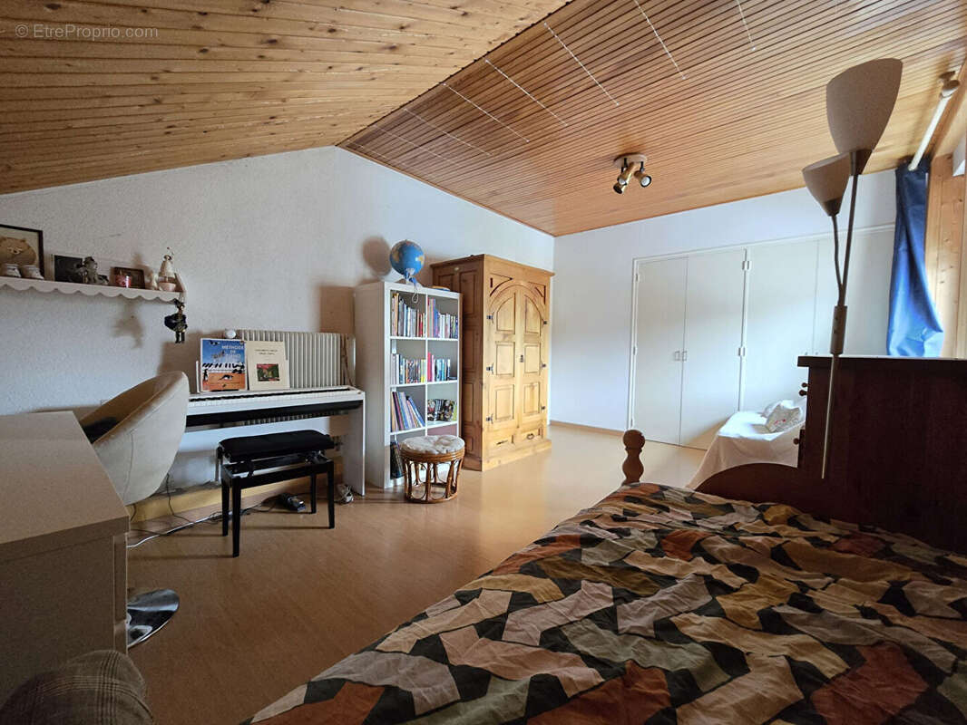 Appartement à LES HOPITAUX-NEUFS