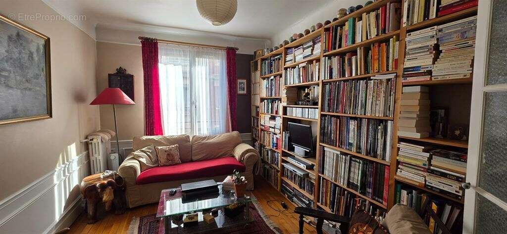 Appartement à ASNIERES-SUR-SEINE