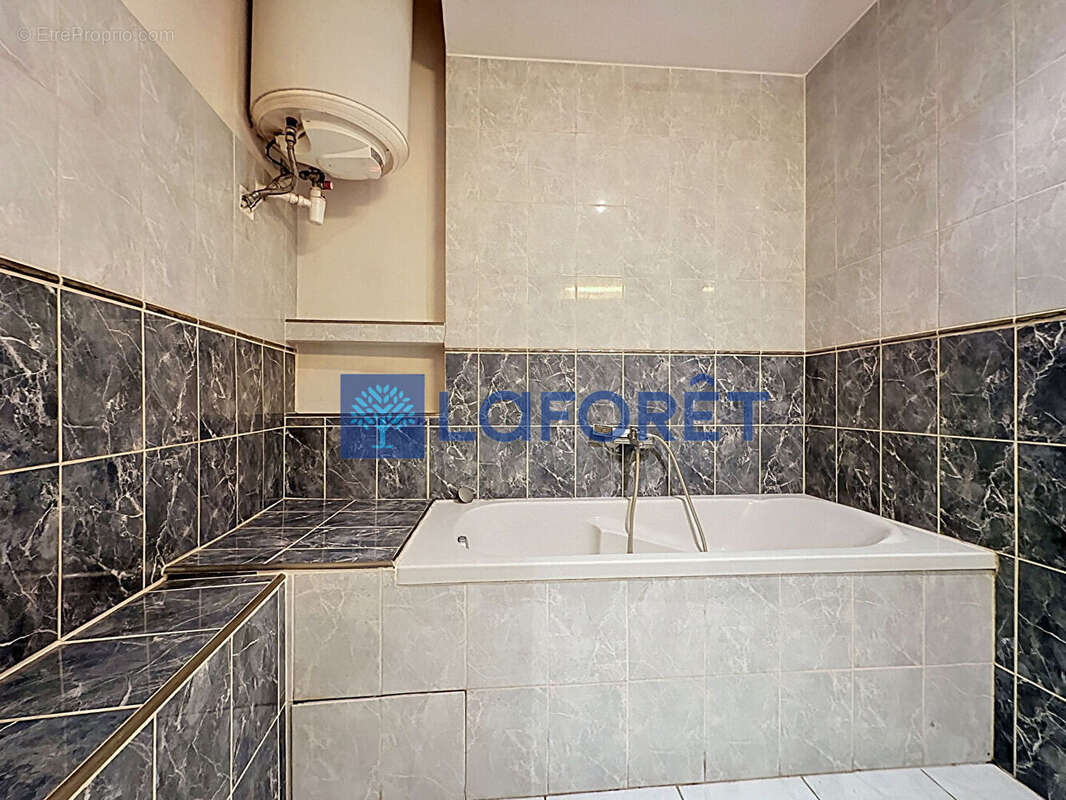 Appartement à DRAGUIGNAN