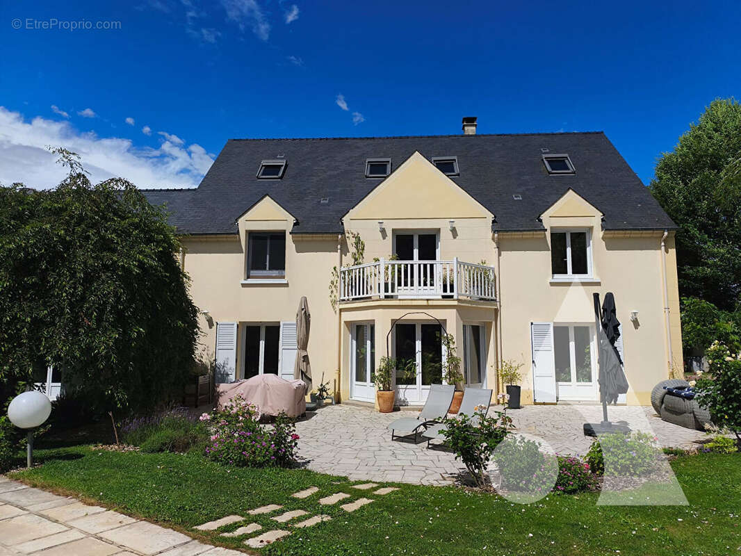 Propriete 6 chambres / jardin avec piscine et garage - photo 12