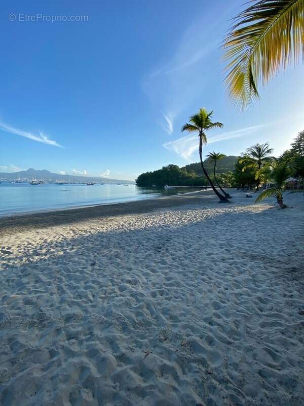 Maison à LES TROIS-ILETS